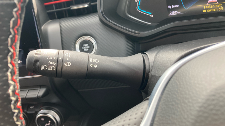 Renault Clio 1.6 E-TECH Hybrid 140 RS Line 5dr Auto Hybrid Hatchback